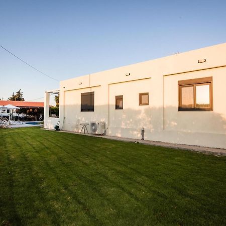 El Sueno Villa 根纳迪 外观 照片