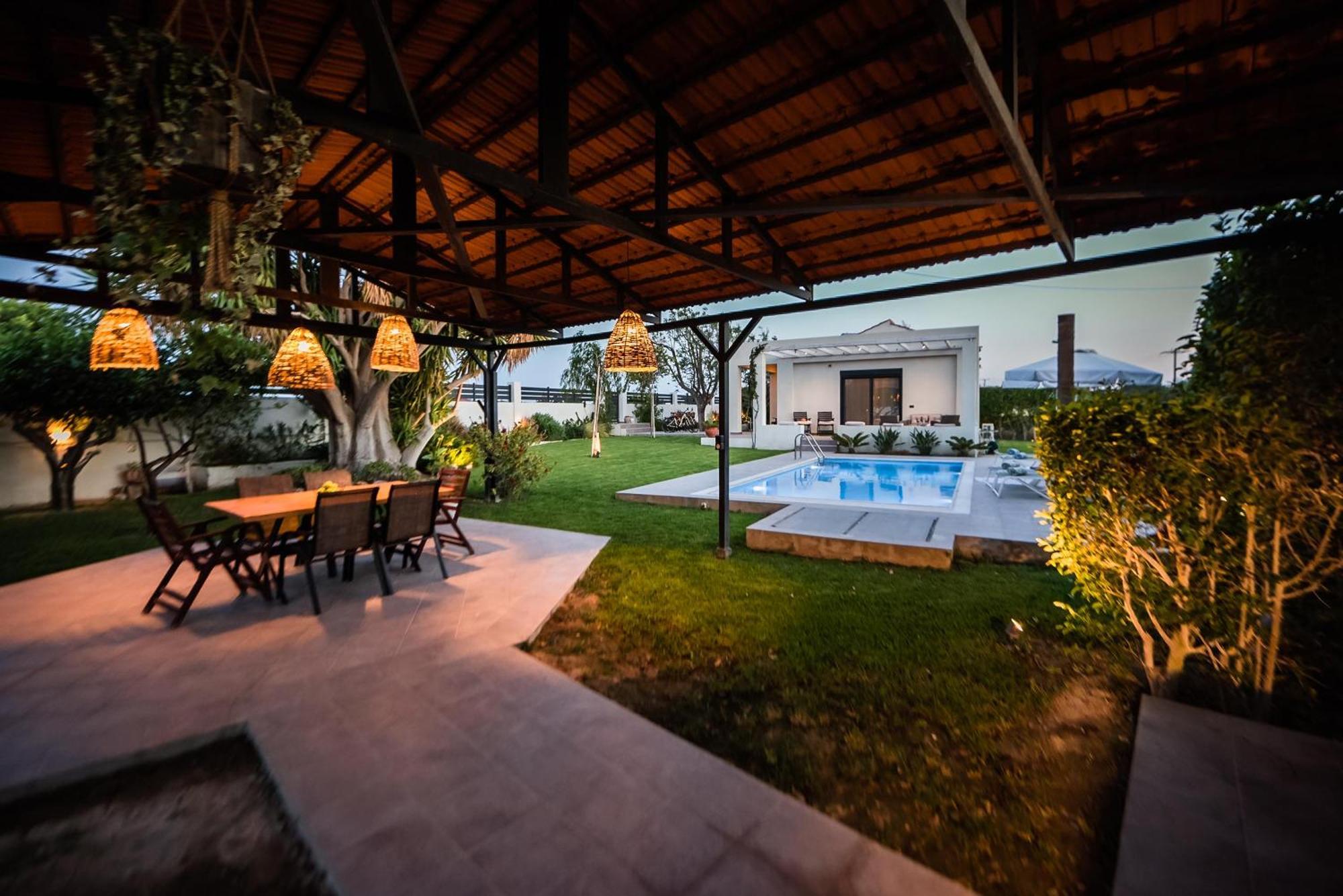 El Sueno Villa 根纳迪 外观 照片
