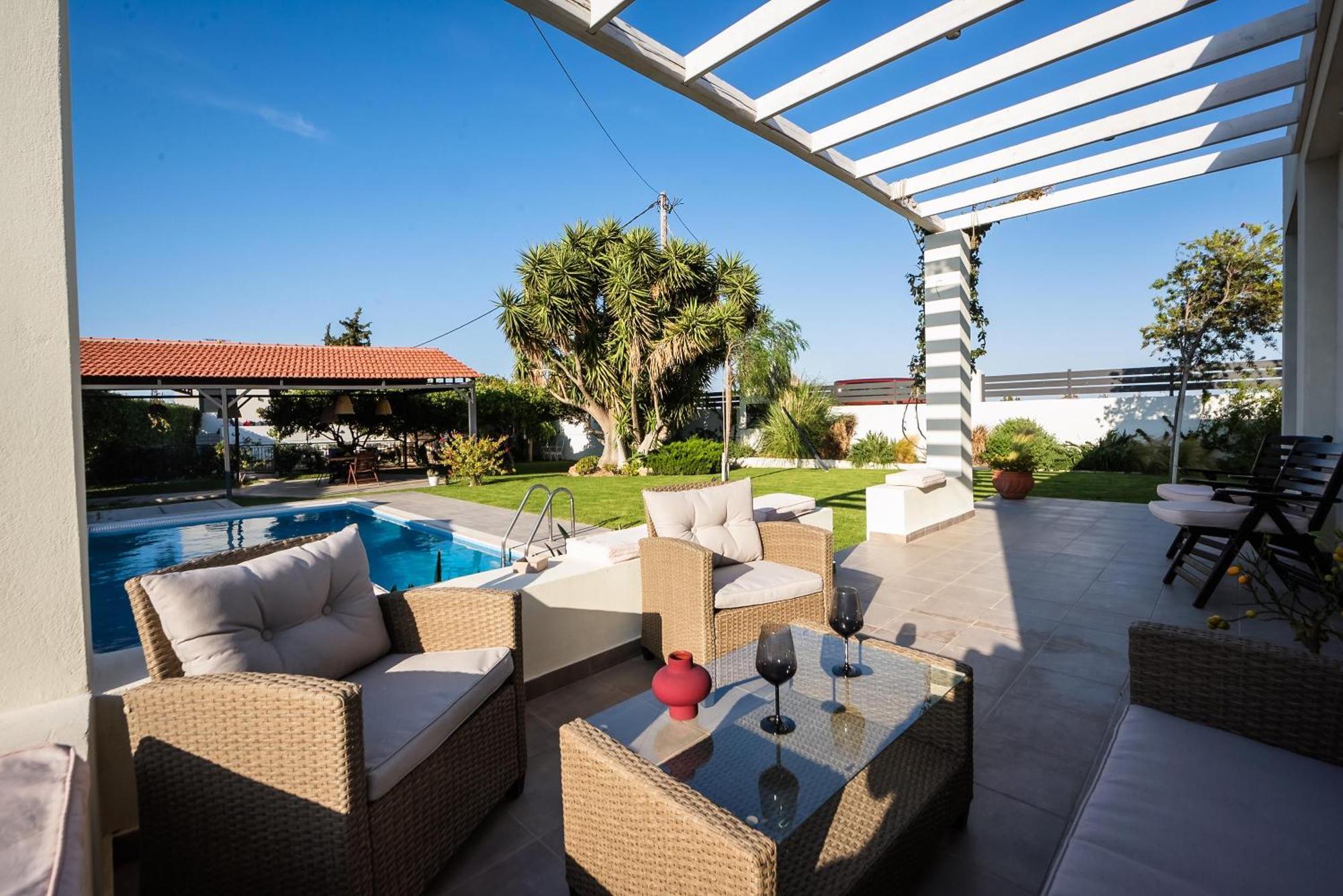 El Sueno Villa 根纳迪 外观 照片