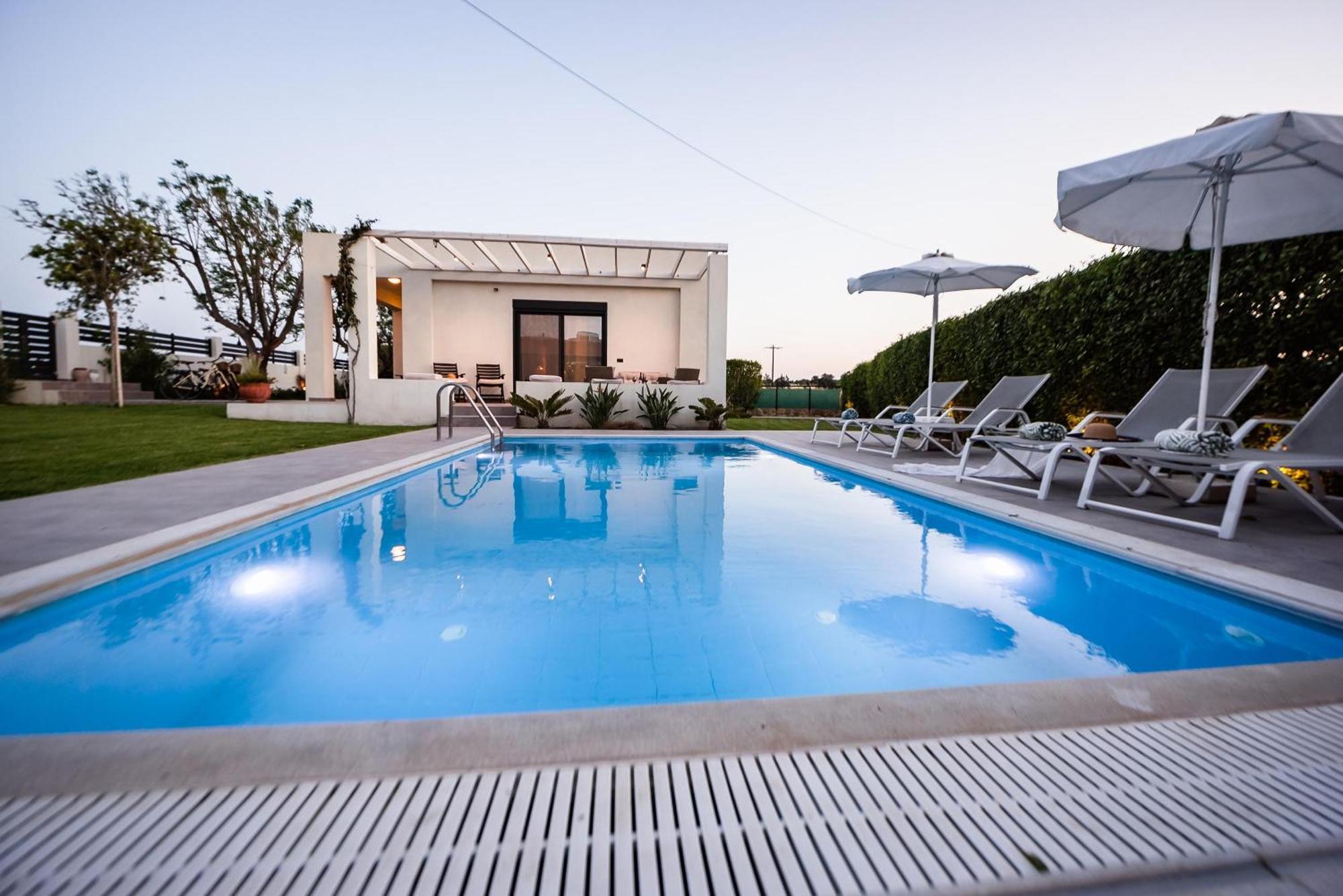 El Sueno Villa 根纳迪 外观 照片