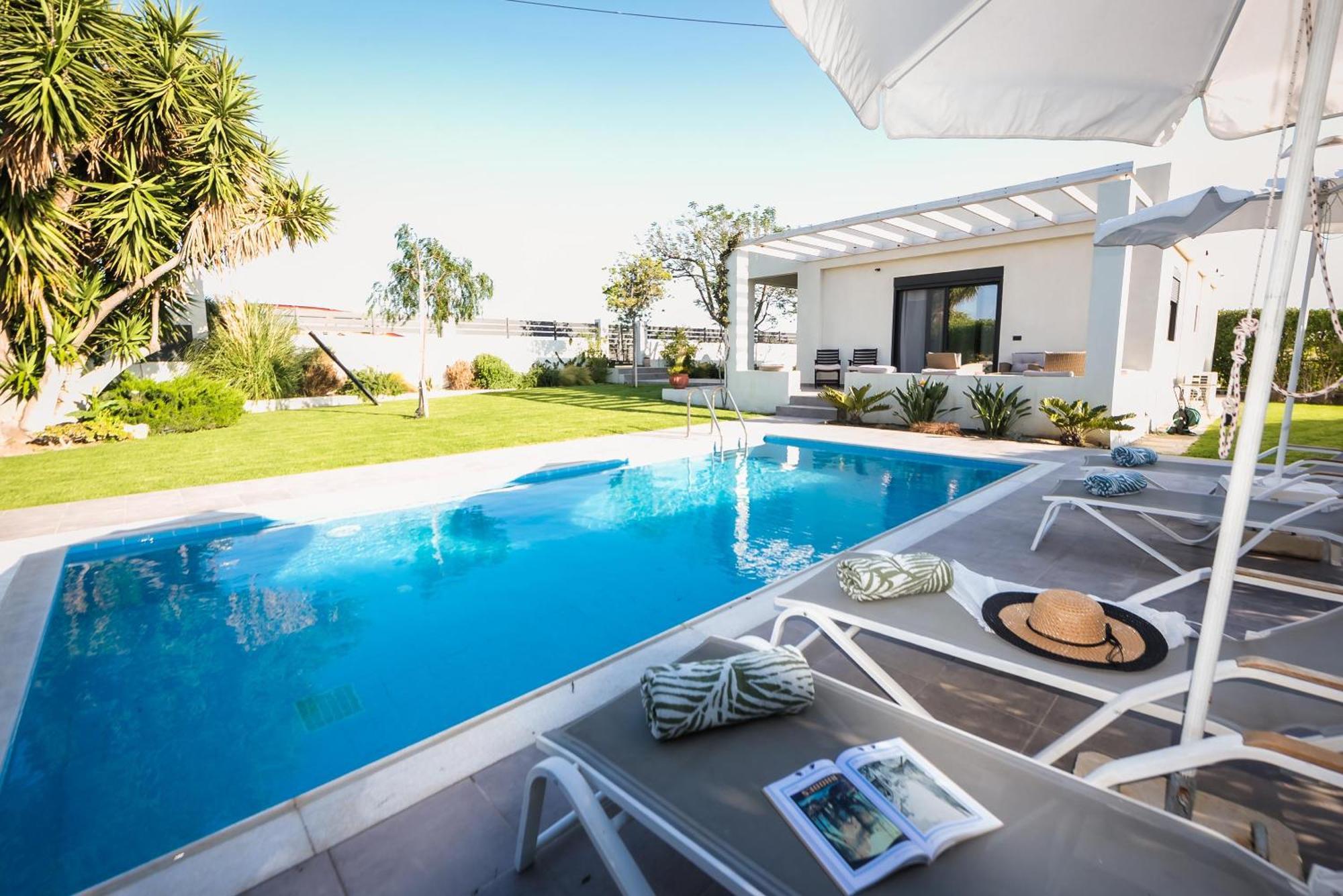 El Sueno Villa 根纳迪 外观 照片